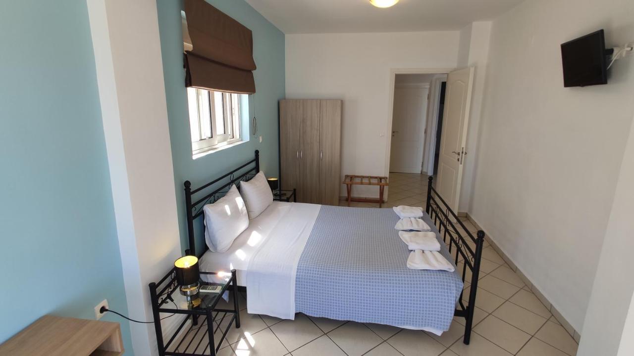 Blue Villas Agia Marina المظهر الخارجي الصورة