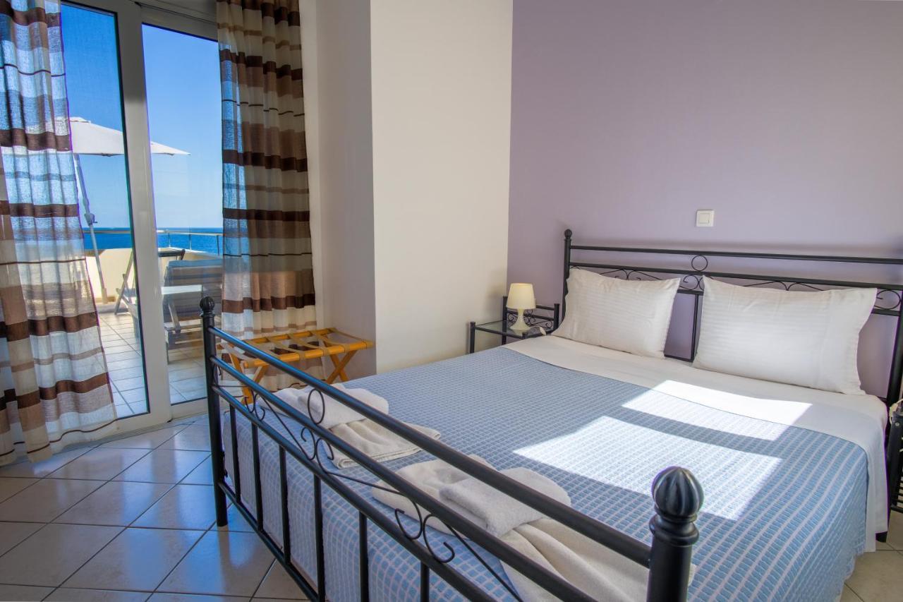 Blue Villas Agia Marina المظهر الخارجي الصورة