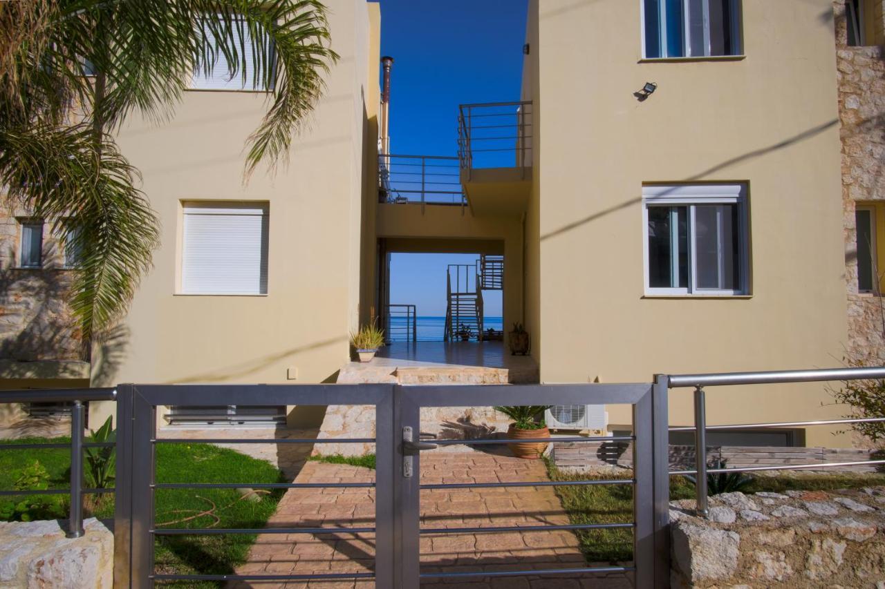 Blue Villas Agia Marina المظهر الخارجي الصورة