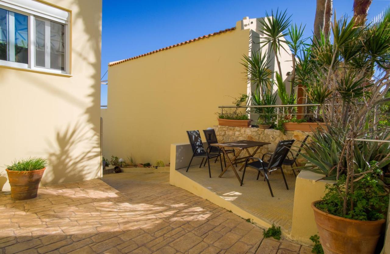 Blue Villas Agia Marina المظهر الخارجي الصورة